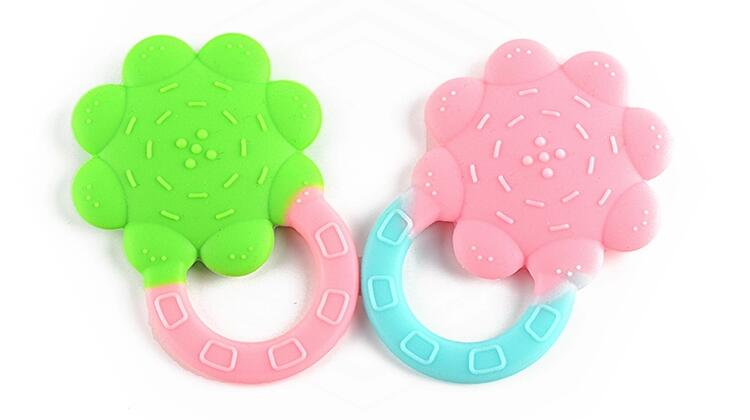 Anneau de dentition en silicone souple pour bébé