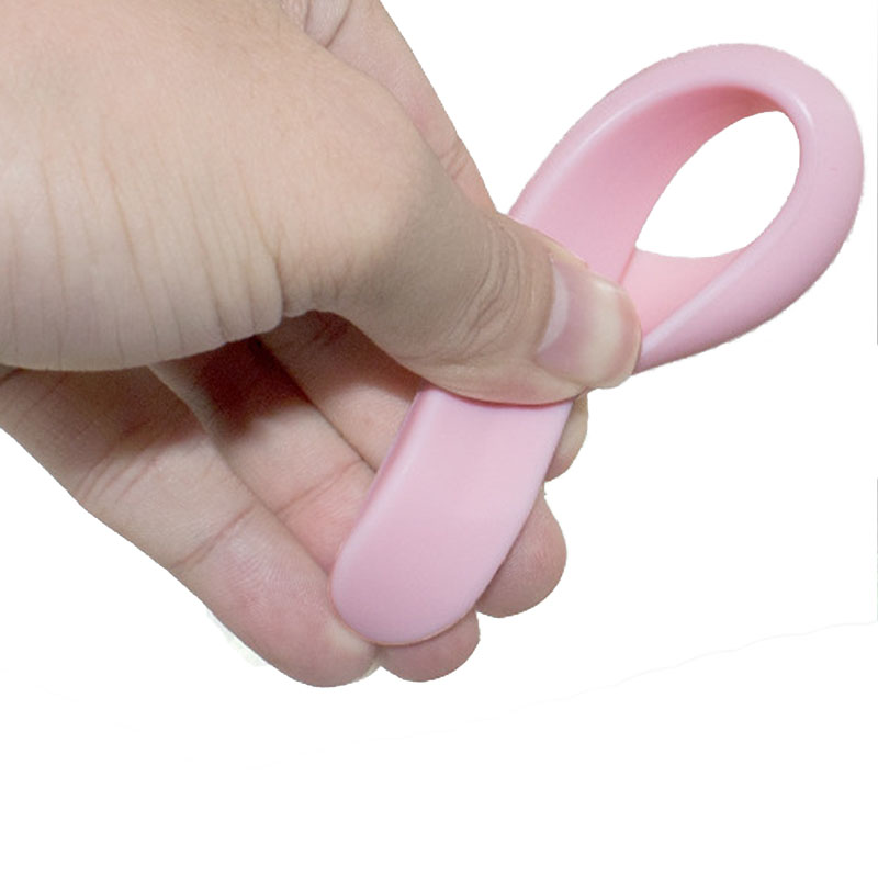 cuillère en silicone pour bébé