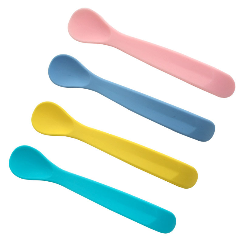 Cuillère pour bébé en silicone sans BPA