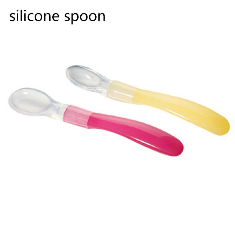 cuillère d'alimentation en silicone pour nourrissons