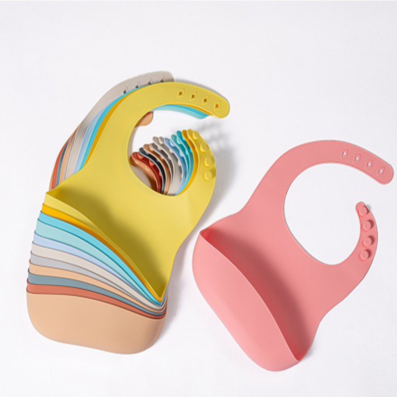 Bavoir bébé en silicone multicolore