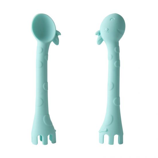 Cuillère d'entraînement en silicone souple pour bébé